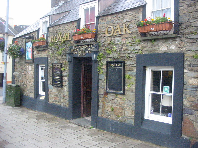 The Royal Oak, Fishguard, the scene of the French surrender. Image: Wikipedia/Donar Reiskoffer CC3.0.