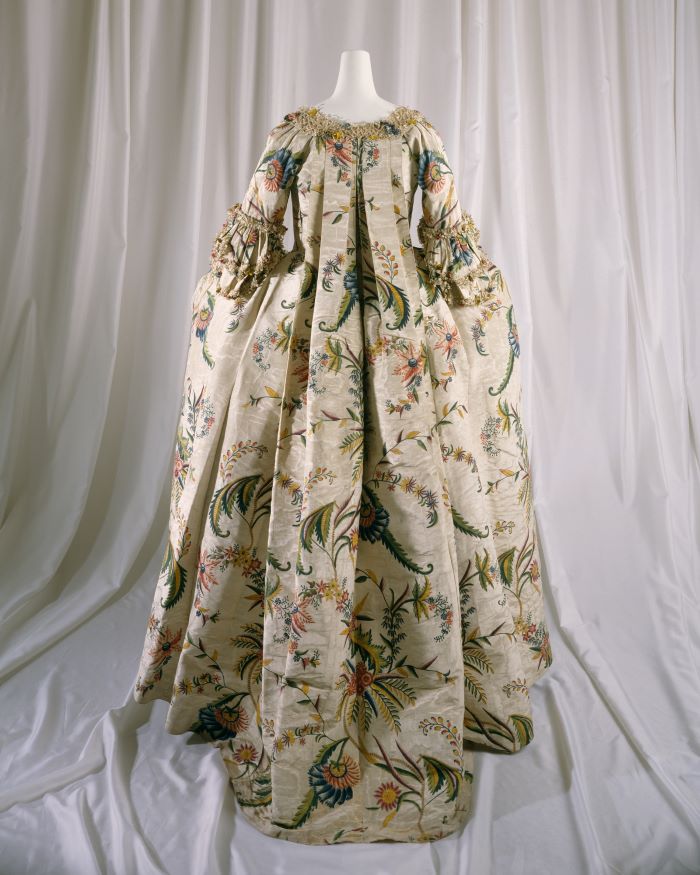 1740s Mantua in the "Robe a la Francaise" style. Image: Public domain.